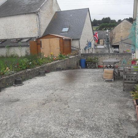 Gites De Mer Port-en-Bessin-Huppain Exterior photo