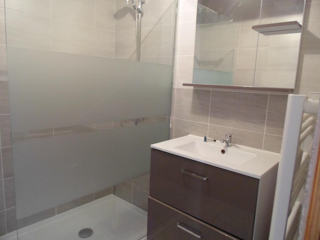 Gites De Mer Port-en-Bessin-Huppain Room photo