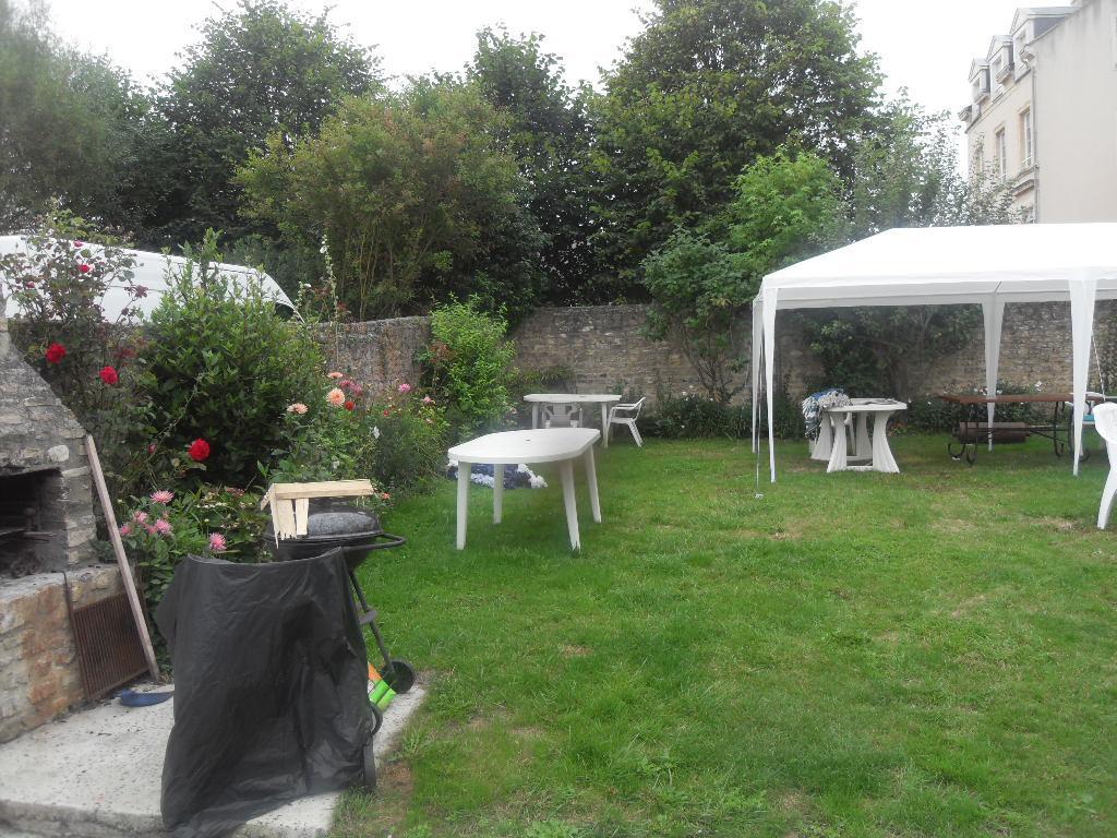 Gites De Mer Port-en-Bessin-Huppain Exterior photo